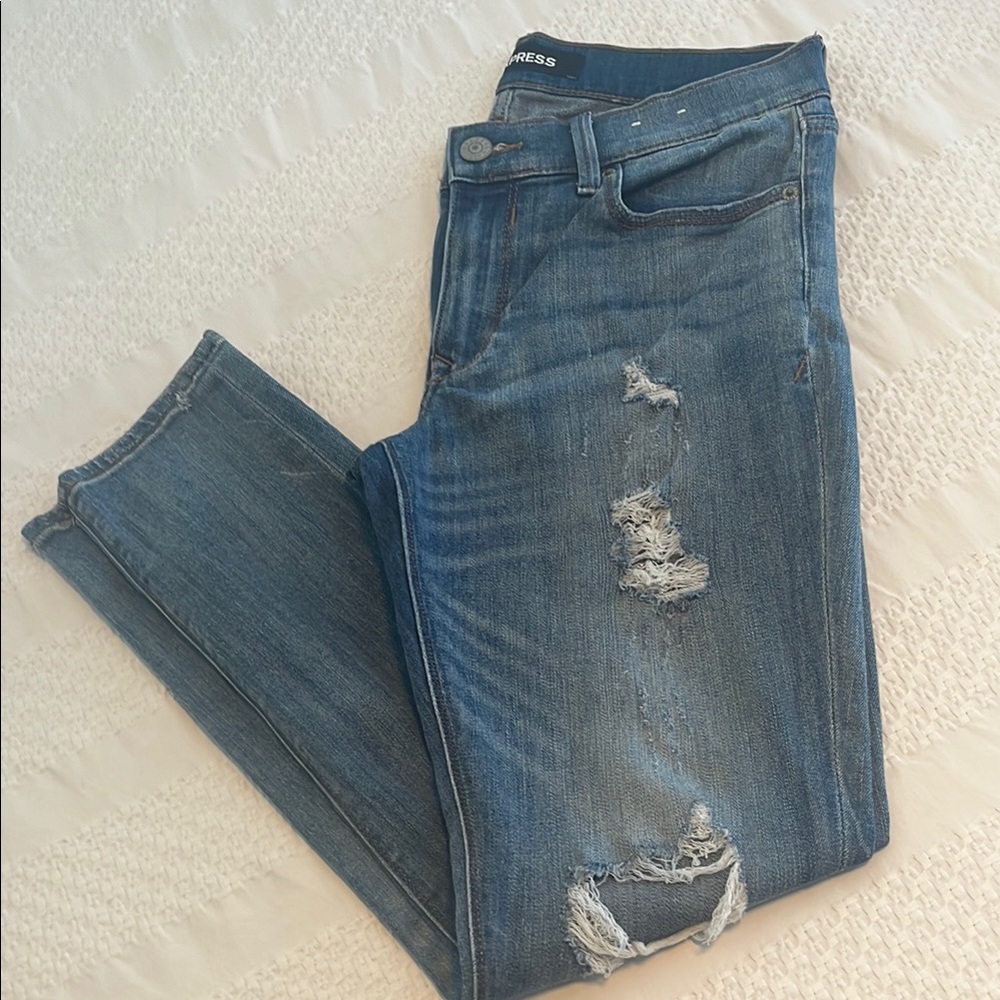 Express Women's Distressed Blue Jeans